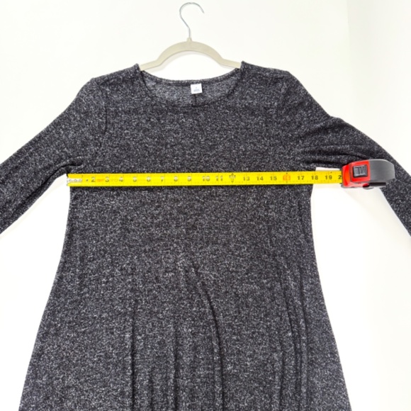 EUC Old Navy Dark Charcoal Knit Long Sleeve Dress – Size Small – Retail $50 🖤✨ - Picture 7 of 13